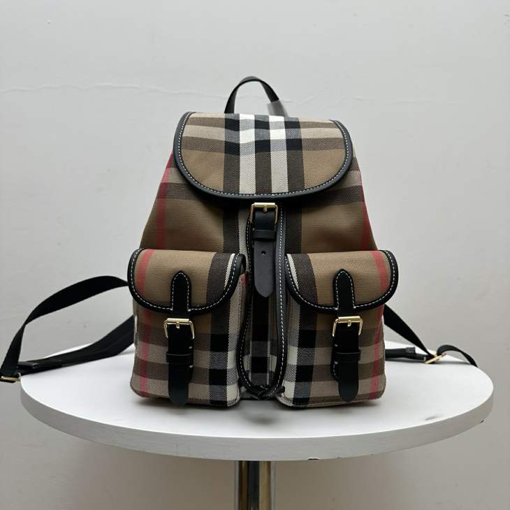 Picture of Burberry Handbags _SKUfw240688422fw